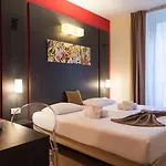 Hotel Le Seize, Centre