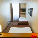 Hotel Le Seize, Centre