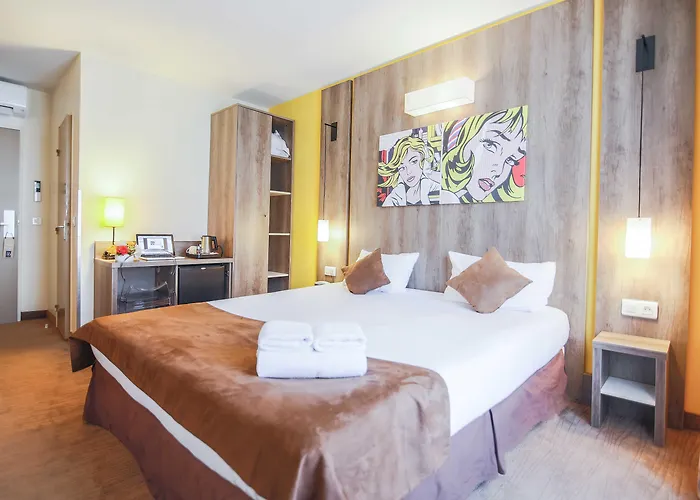 Le Seize, Centre Otel 3*