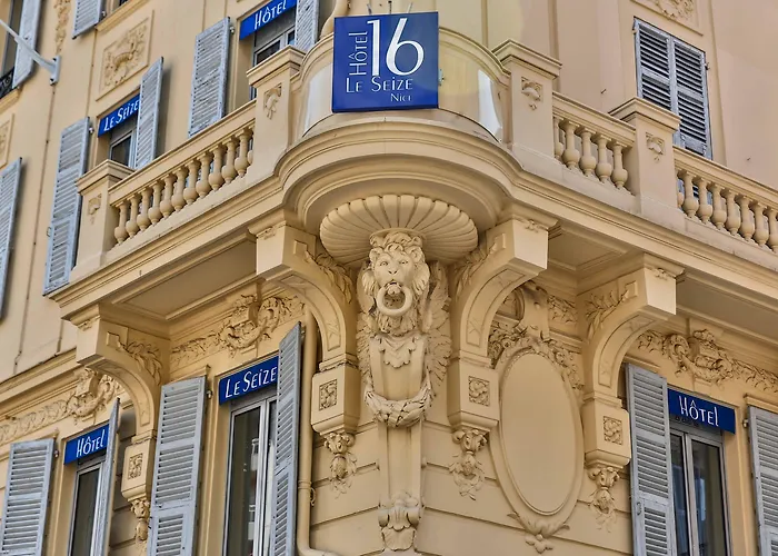 Otel Le Seize, Centre