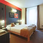 Hotel Le Seize, Centre