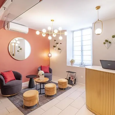 Hotel Le Seize, Centre