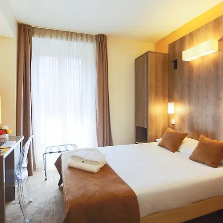 Le Seize, Centre Hotel 3*