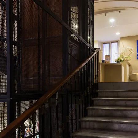 Otel Le Seize, Centre 3*